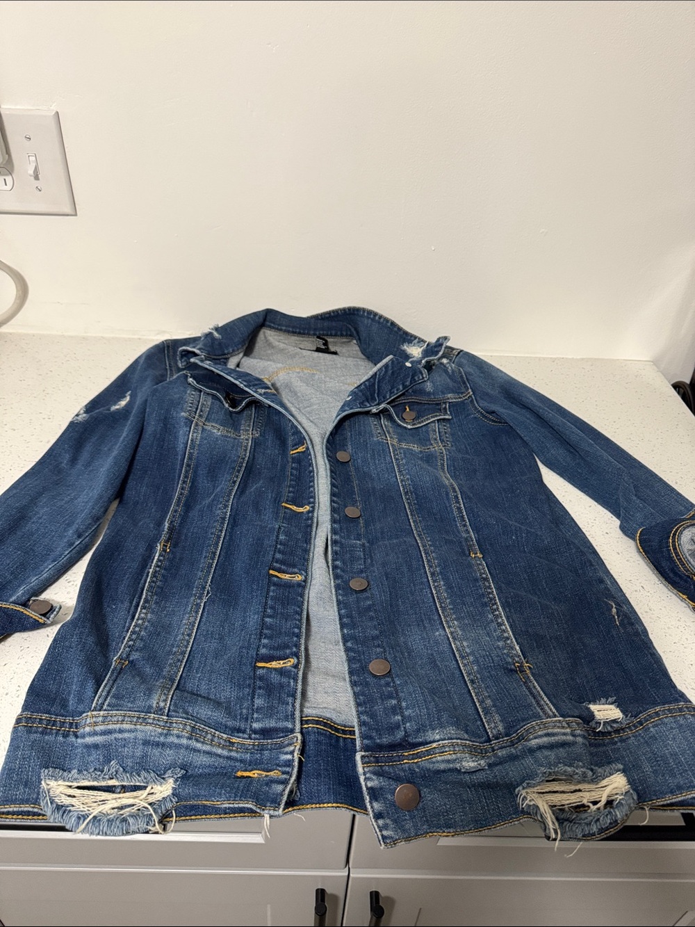 Forever 21 women’s denim jacket